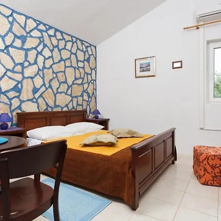 Holiday Home Denis - 100M From Sea بيت للعطل