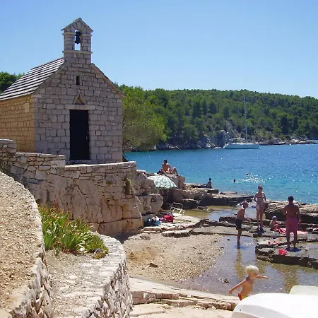 Holiday Home Denis - 100M From Sea * ميلنا