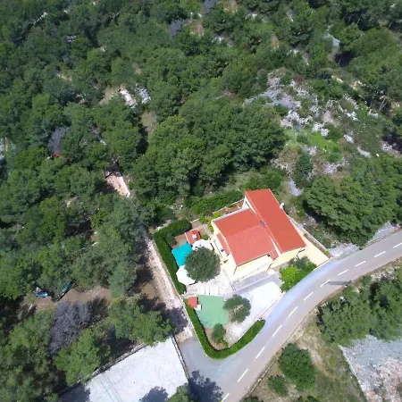 Holiday Home Denis - 100M From Sea * ميلنا